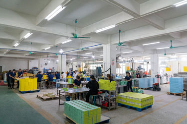 GUANGDONG YUHUA PLAYING CARDS CO.,LTD. linia produkcyjna producenta