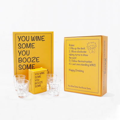 CMYK / kolory Pantone Drukowanie niestandardowe żółte picie kartka gry alkoholowej dla zabawy imprezowej USA